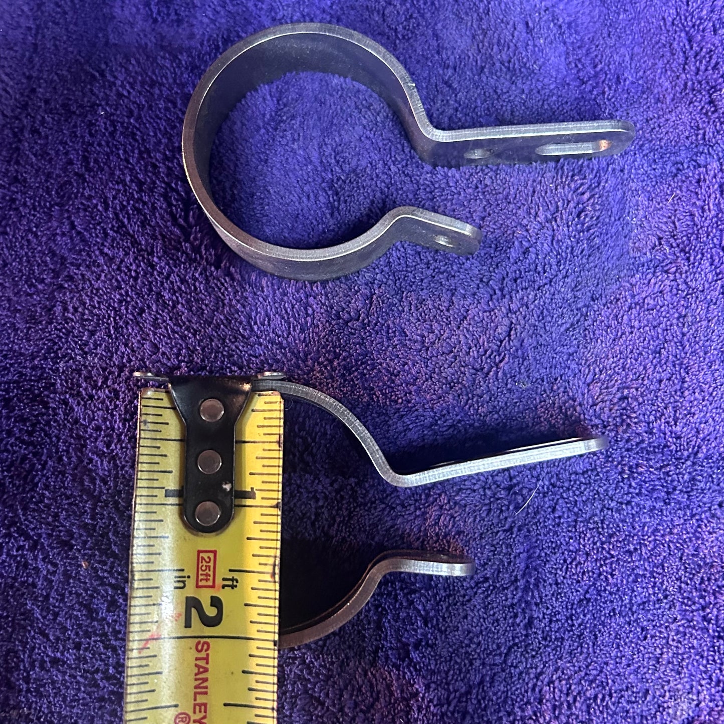 Exhaust clamps 1 3/4" pipes