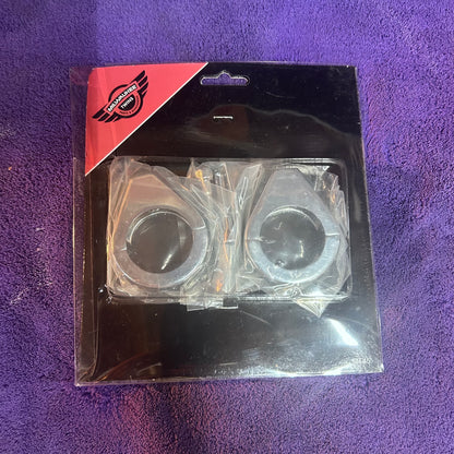 Milwaukee Twins CLAMP-ON TURN SIGNAL MOUNTS FOR 39mm HARLEY-DAVIDSON FORK TUBES